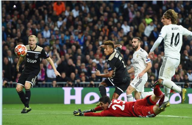 场掀起波澜 场掀起波澜